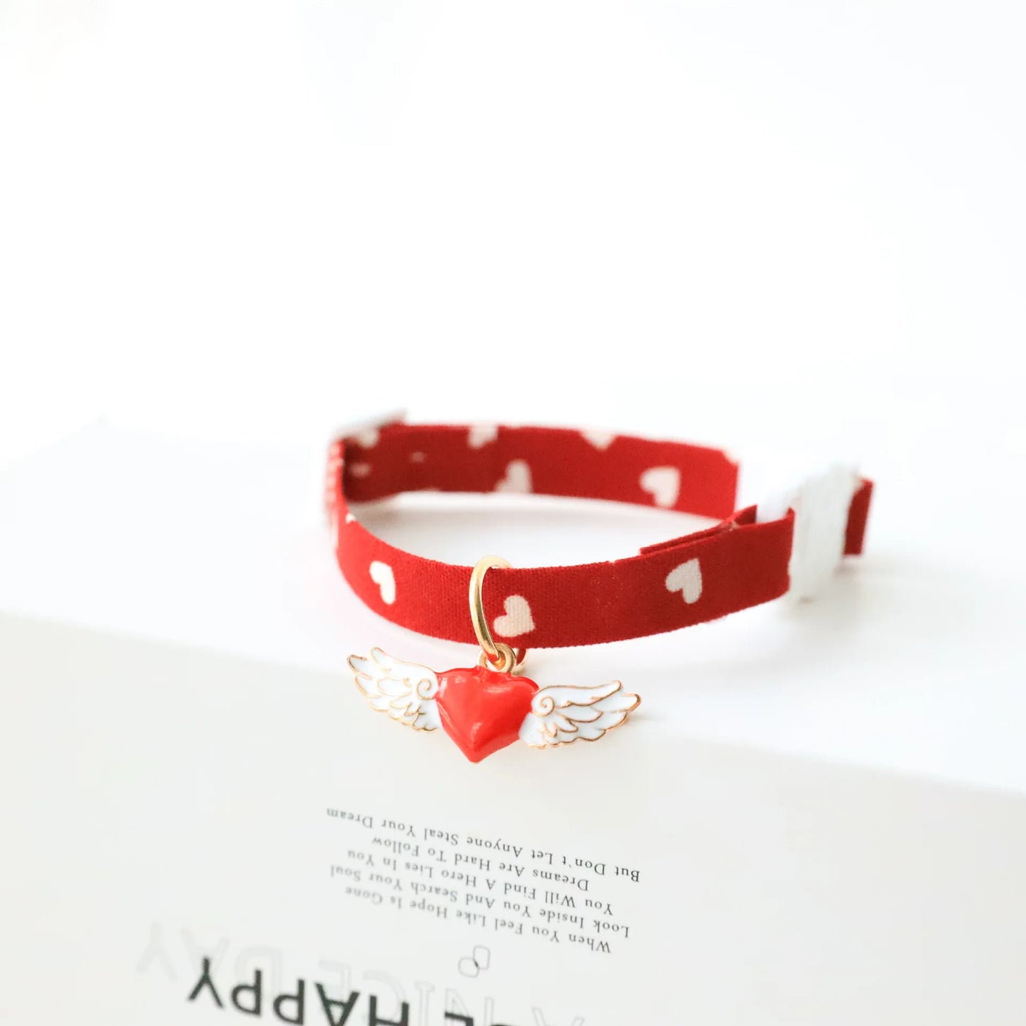 Small Cat Necklace Neck Collar Safety Breakaway Heart shape Dog Tie Adjustable Strap for Puppy Kittens collar with bell